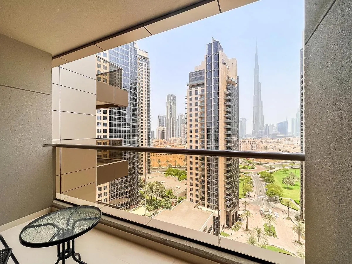 Luton Vacation Homes - Elite Downtown Residence Studio, Burj Khalifa View Dubai - 80Ab3